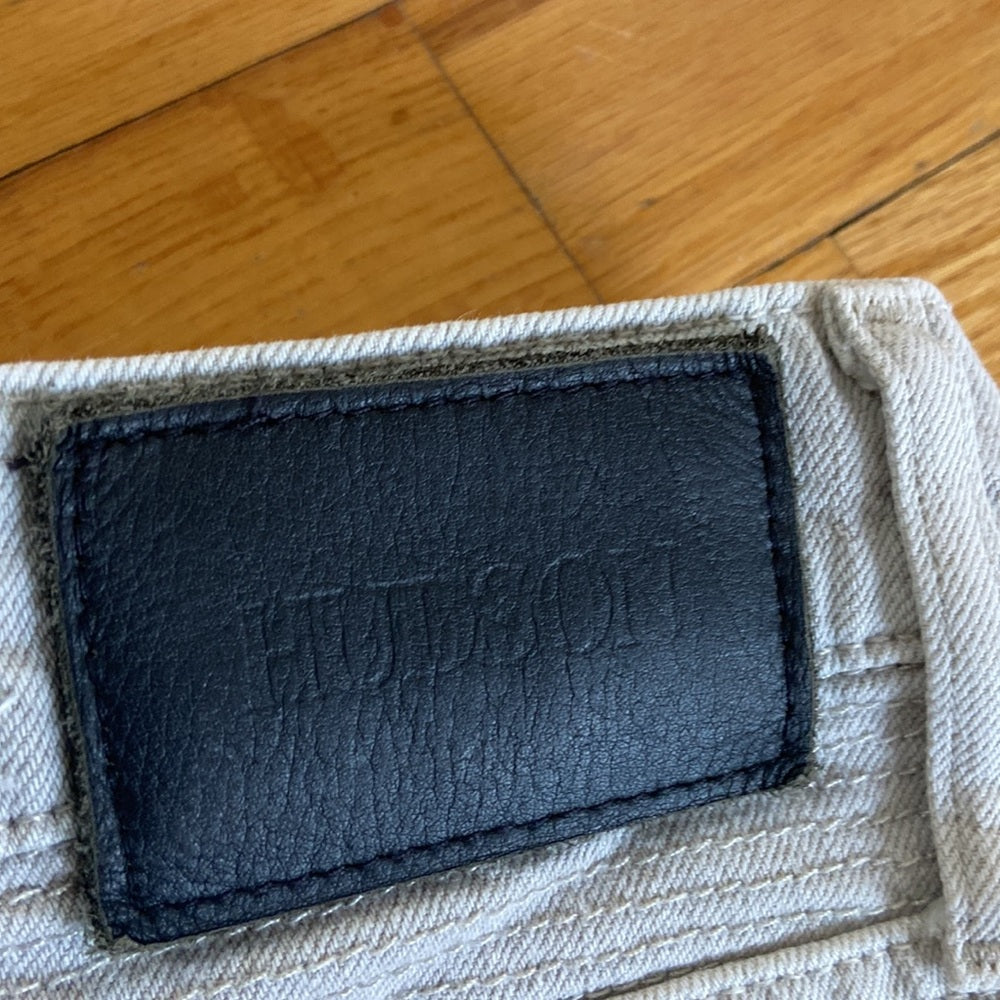 Men’s Hudson jeans. Light grey. Size 31