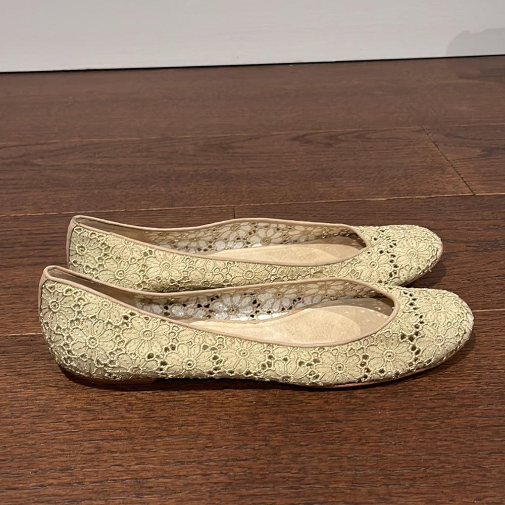 Delman Women’s Eyelet Beige Ballet Flats Size 11
