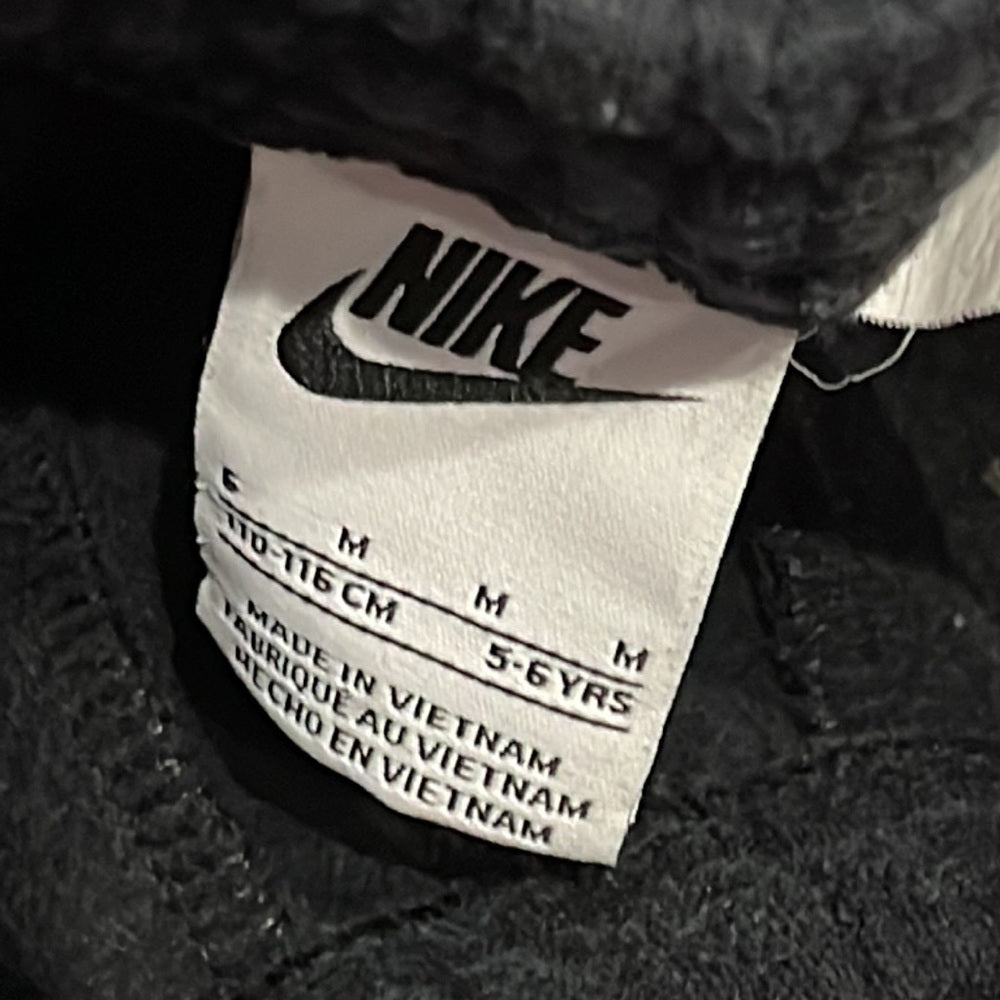 Nike Boys Black Sweatpants Size 5