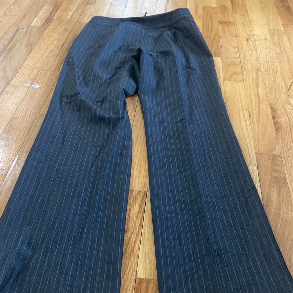 Women’s Jones New York suit. Grey with blue stripe. Size 2P