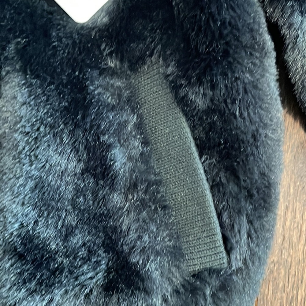 NWT Urban Republic Black Faux Fur Girls Jacket Size Medium 5/6