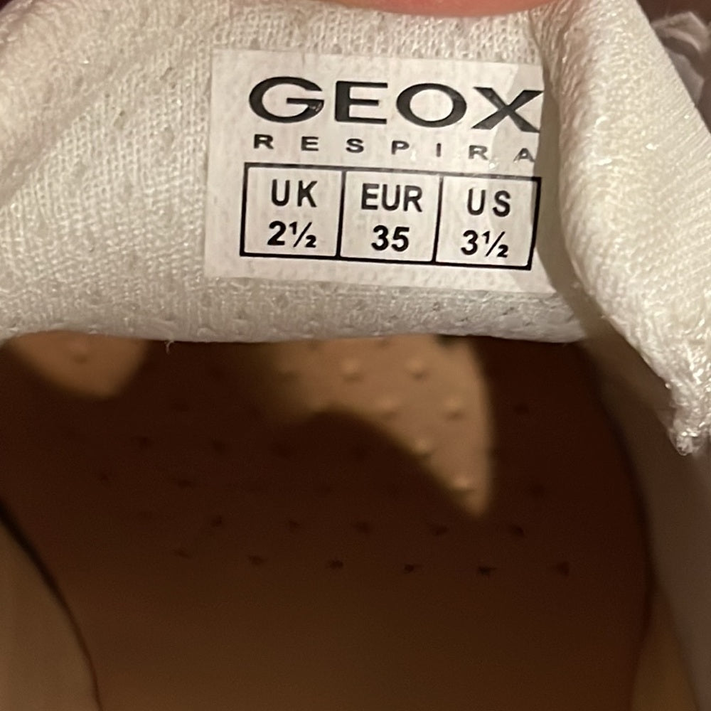 Geox Girls DJ Rock Faux Leather Slip On White Sneakers Size 3.5