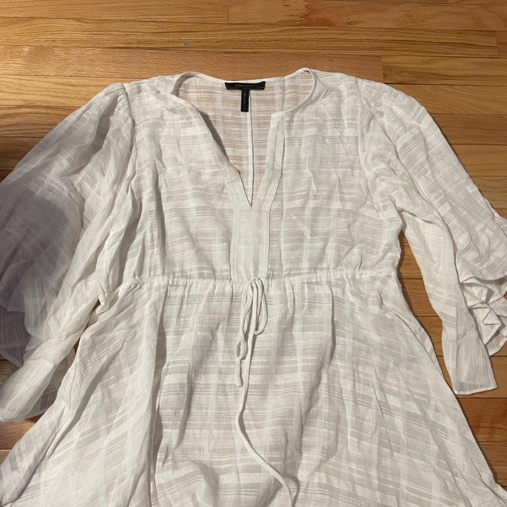 BCBGMaxazria White V-Neck Dress Size Medium