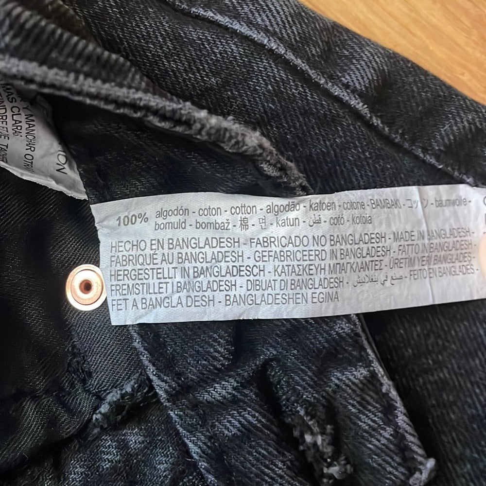 ZARA Black Denim Mom/Boyfriend Jeans Size 2