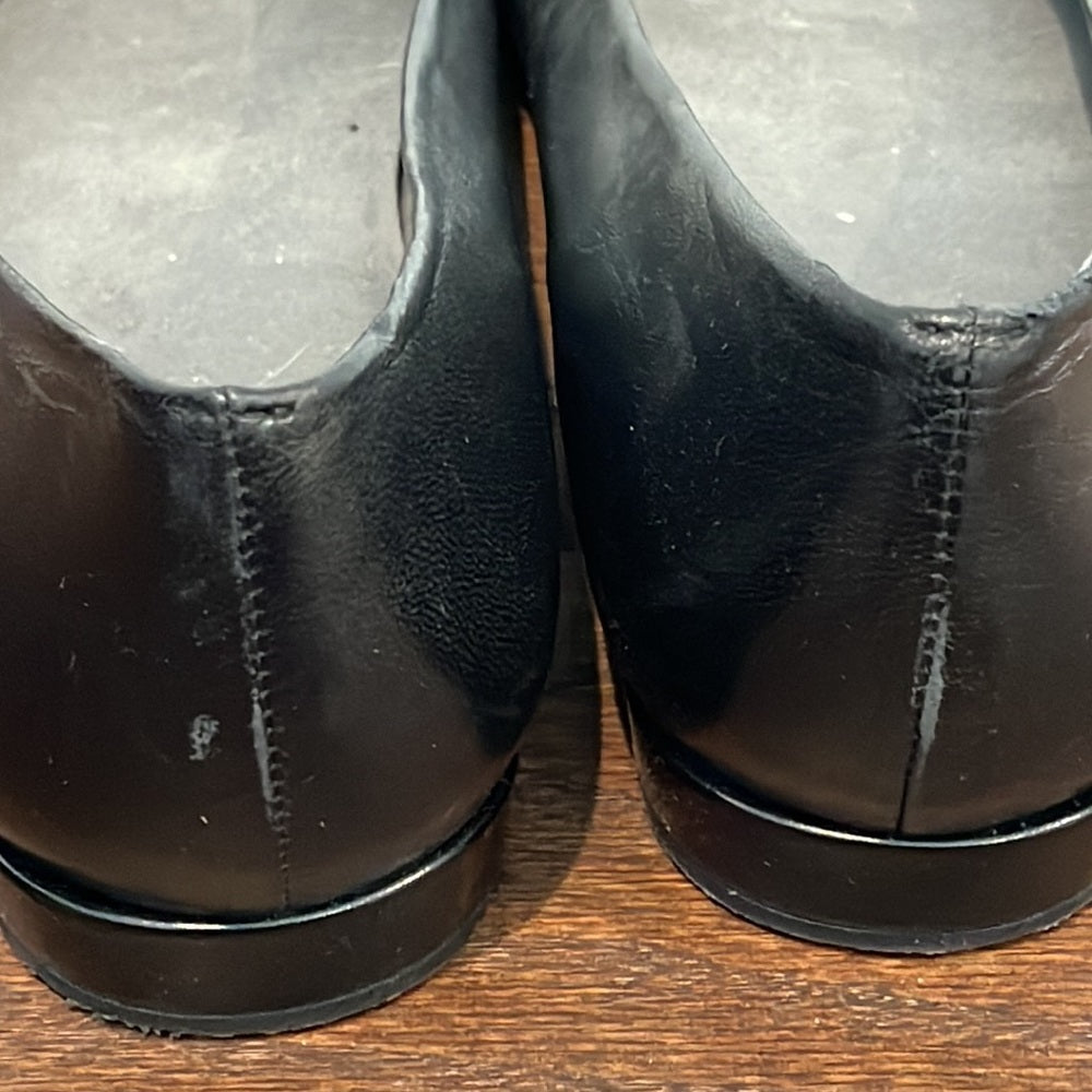 Stuart Weitzman Women’s Black Leather Flats Size 11