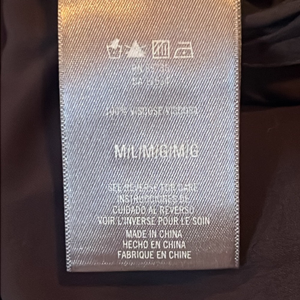 Vince Camuto Woman’s Black Coverup Size M/L