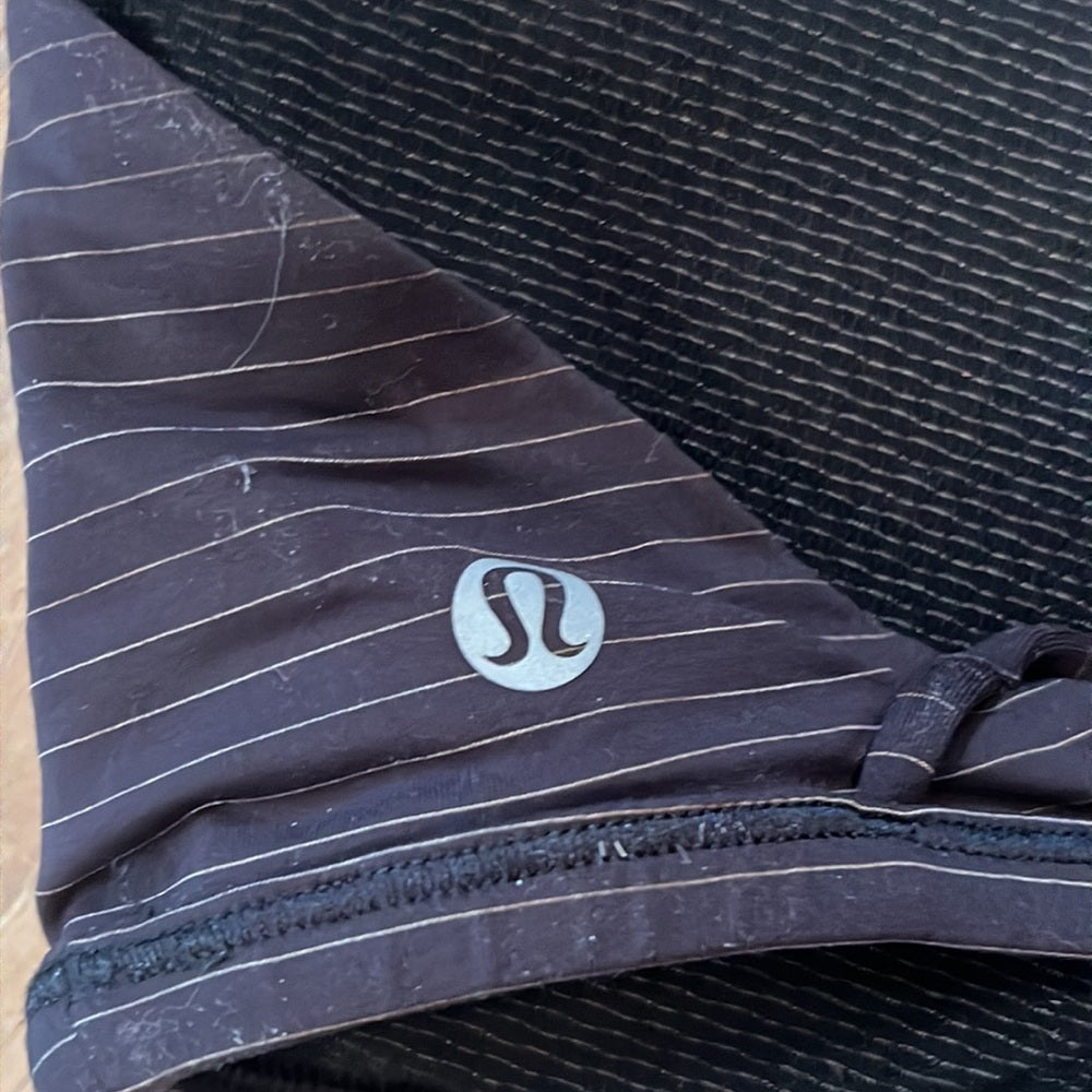 Lululemon Woman’s Striped Sports Bra Size 12