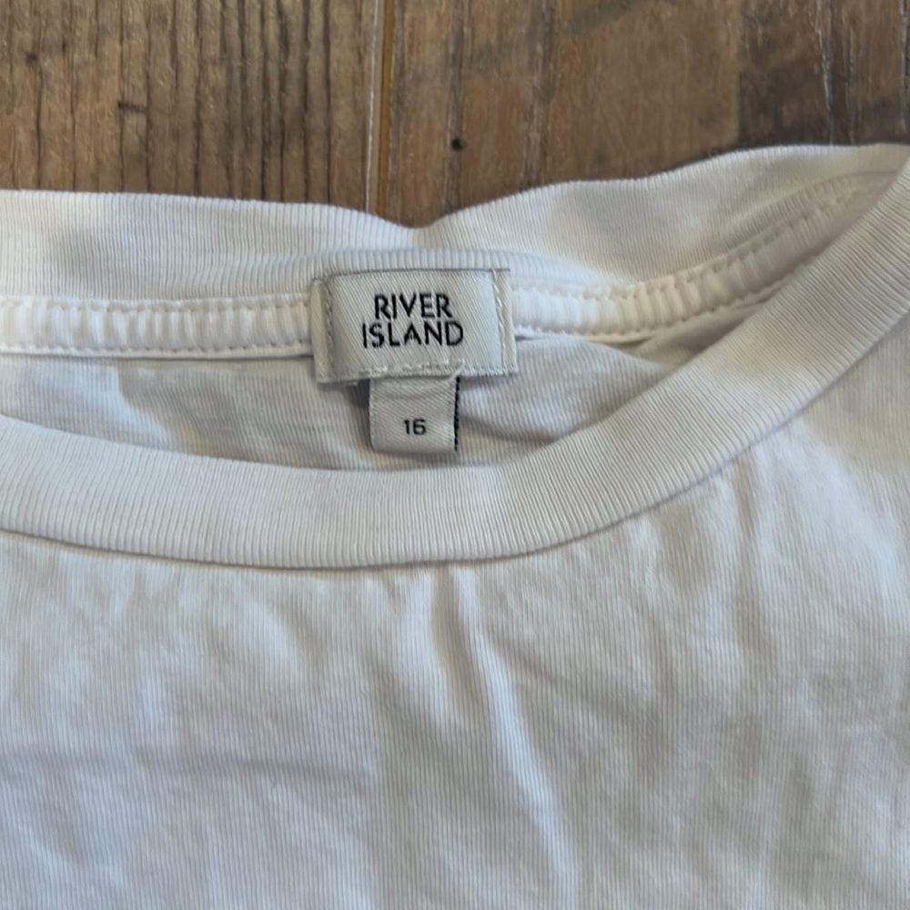 River Island Woman’s White Top Size 12