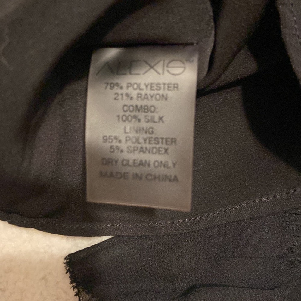 Women’s Alexis top. Black. Size S