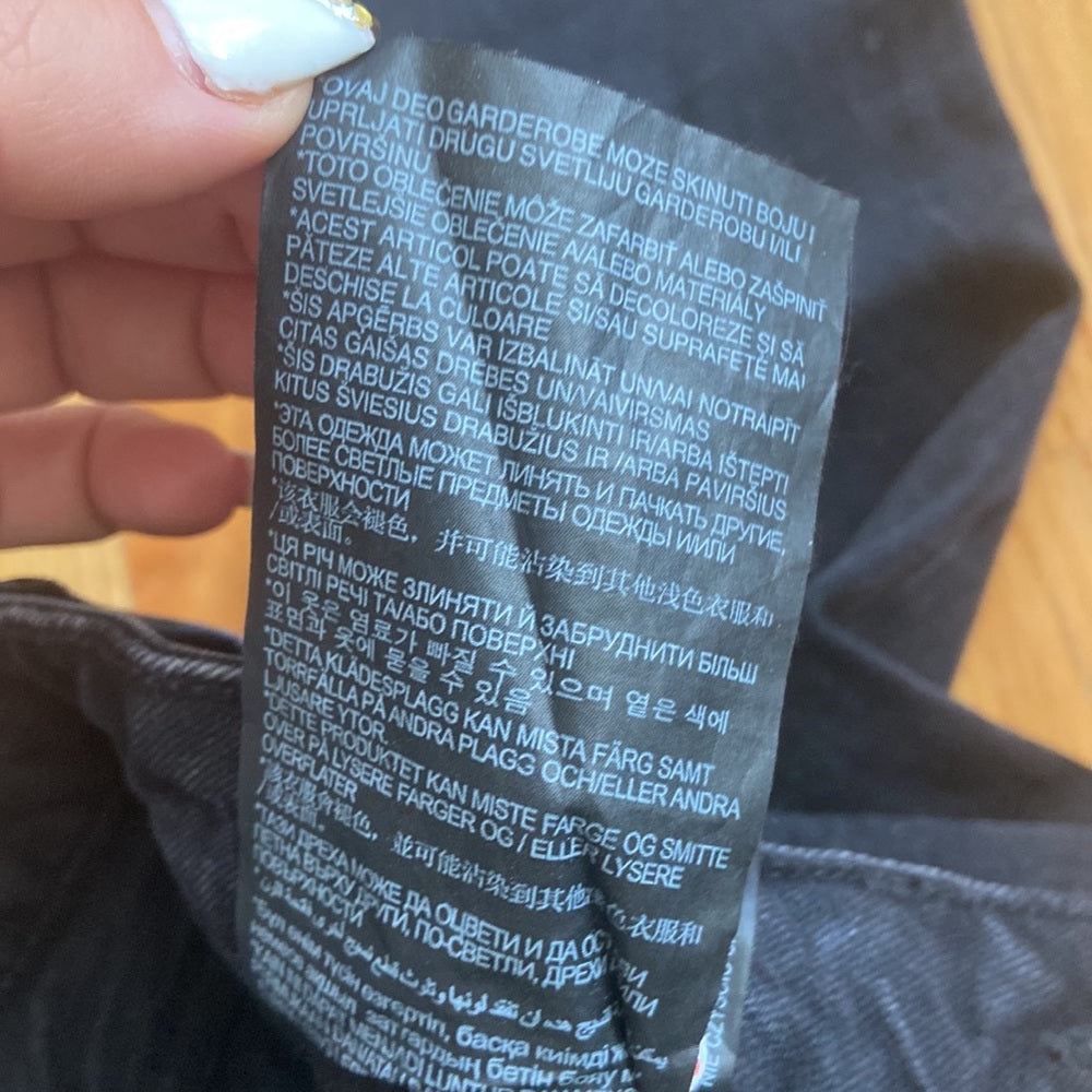 Women’s Zara jeans. Black. Size 4