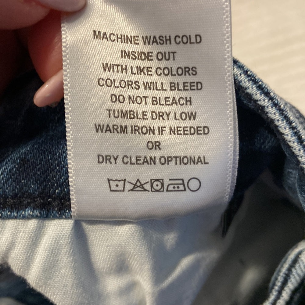 Women’s Flying Monkey jeans. Blue. Size 28