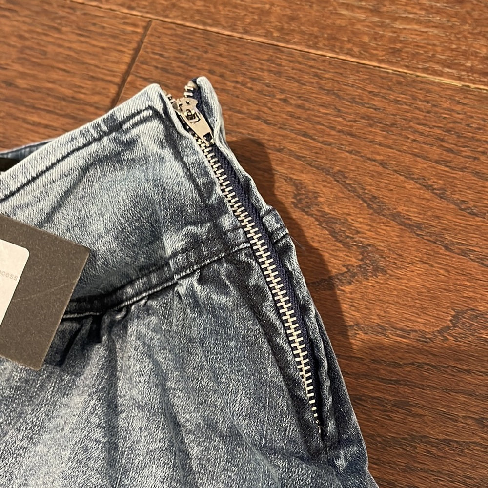 NWT Katie J NYC Cameron Denim Skirt Size Small Juniors