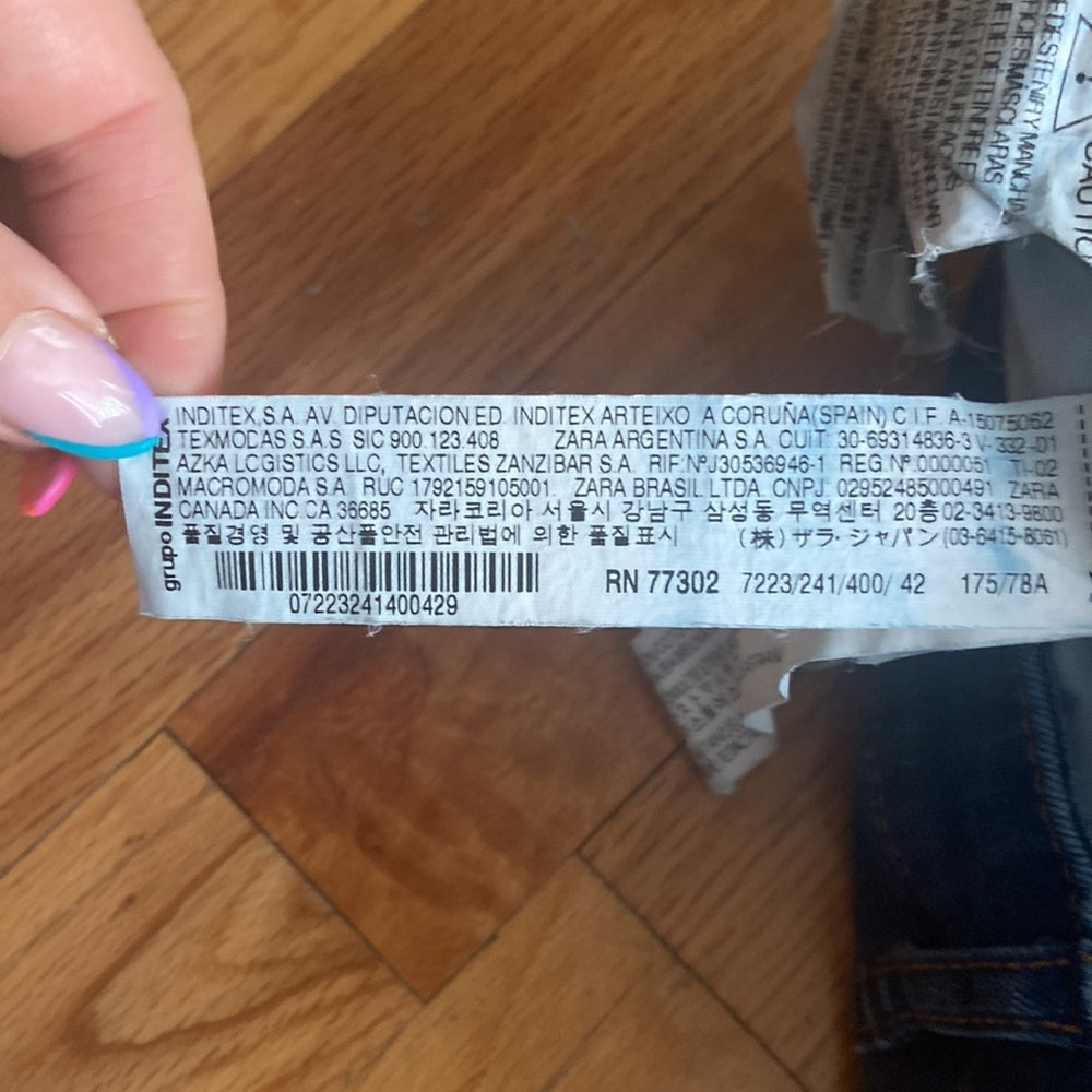 Women’s Zara jeans. Blue. Size 10