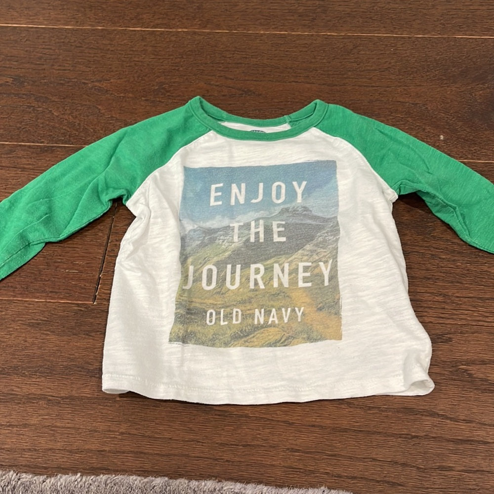 Boys Bundle of Old Navy Long Sleeve T-Shirts Size 2T