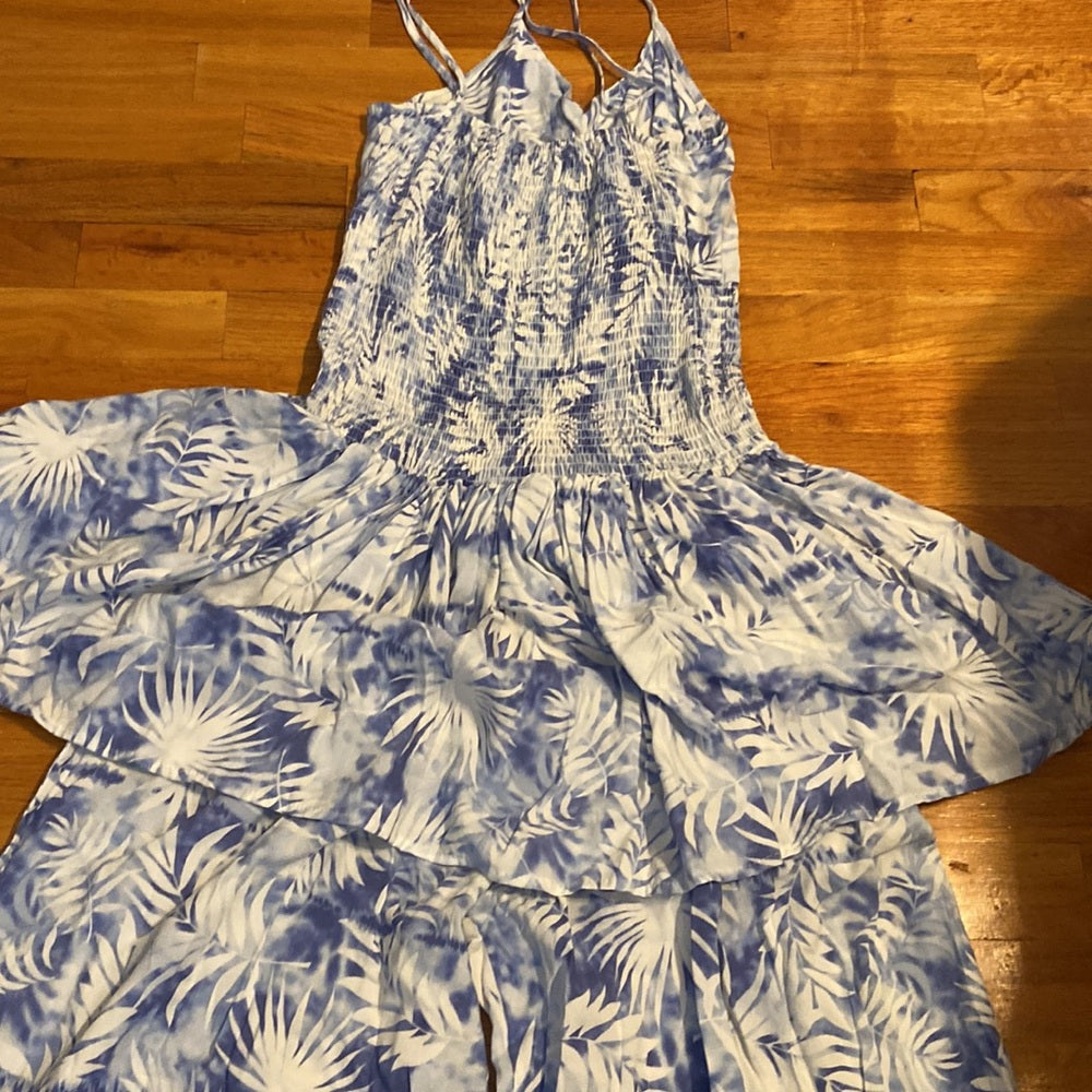Women’s Ocean Drive top and bottom set. Blue and white. Size M
