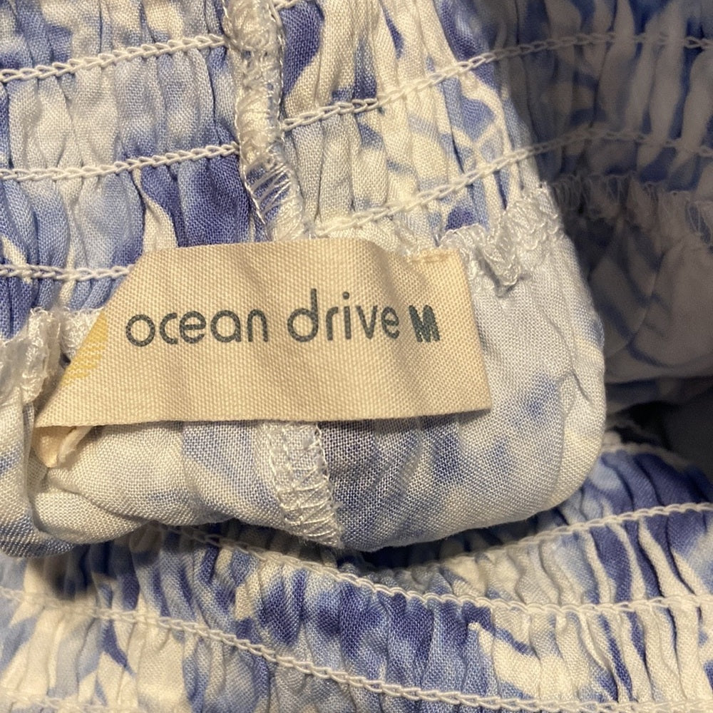 Women’s Ocean Drive top and bottom set. Blue and white. Size M