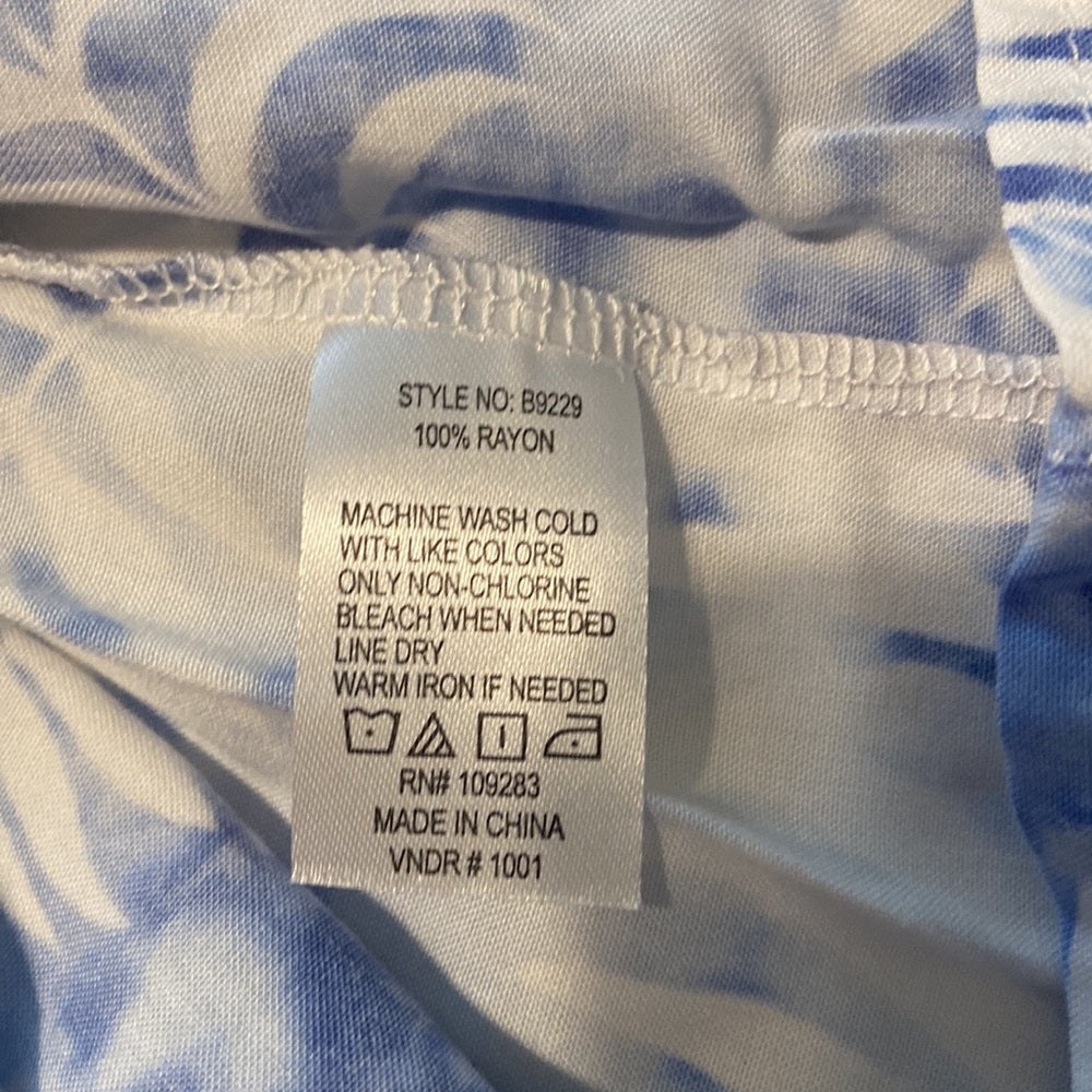 Women’s Ocean Drive top and bottom set. Blue and white. Size M