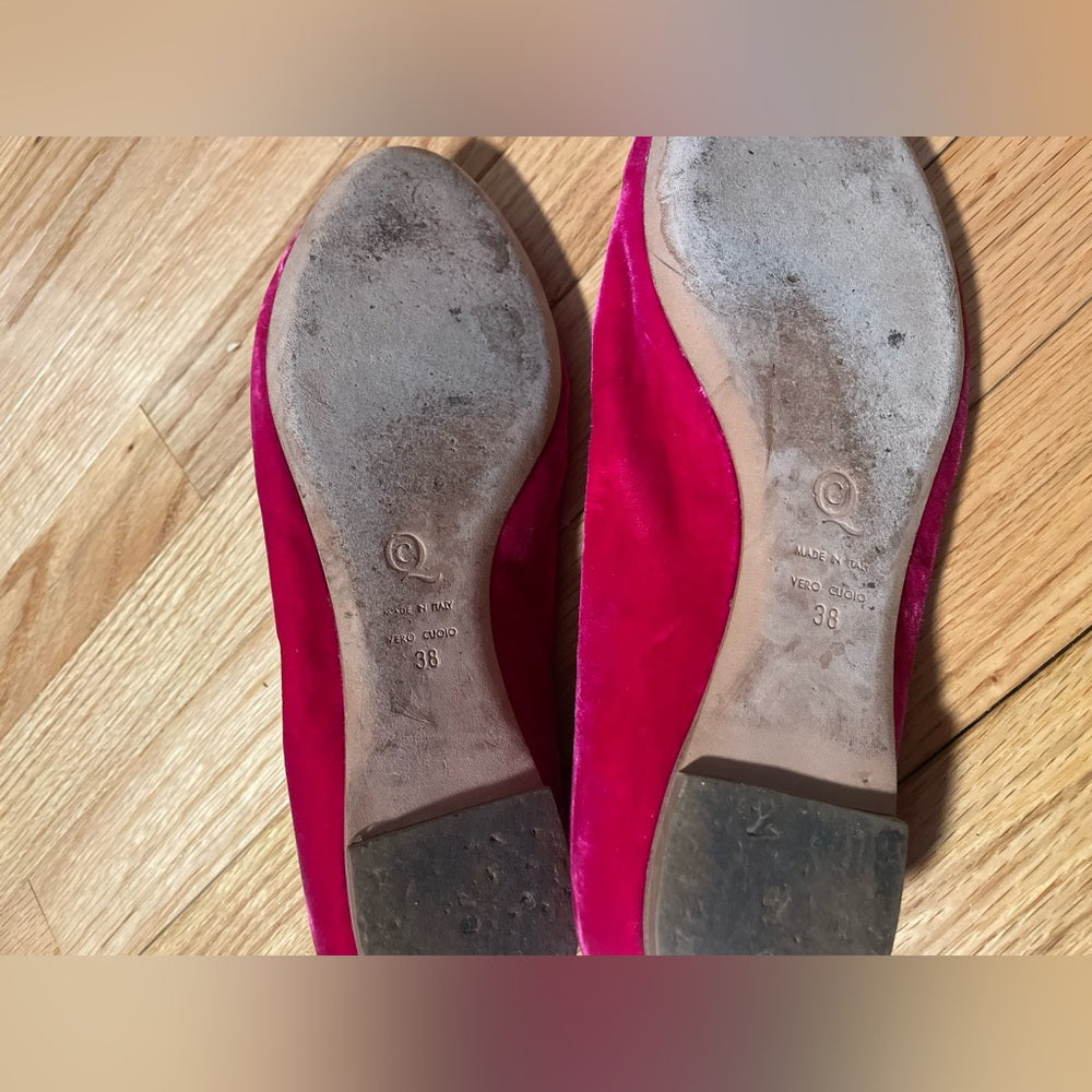 Alexander Queen Hot Pink Skull Flats Size 38 / 8