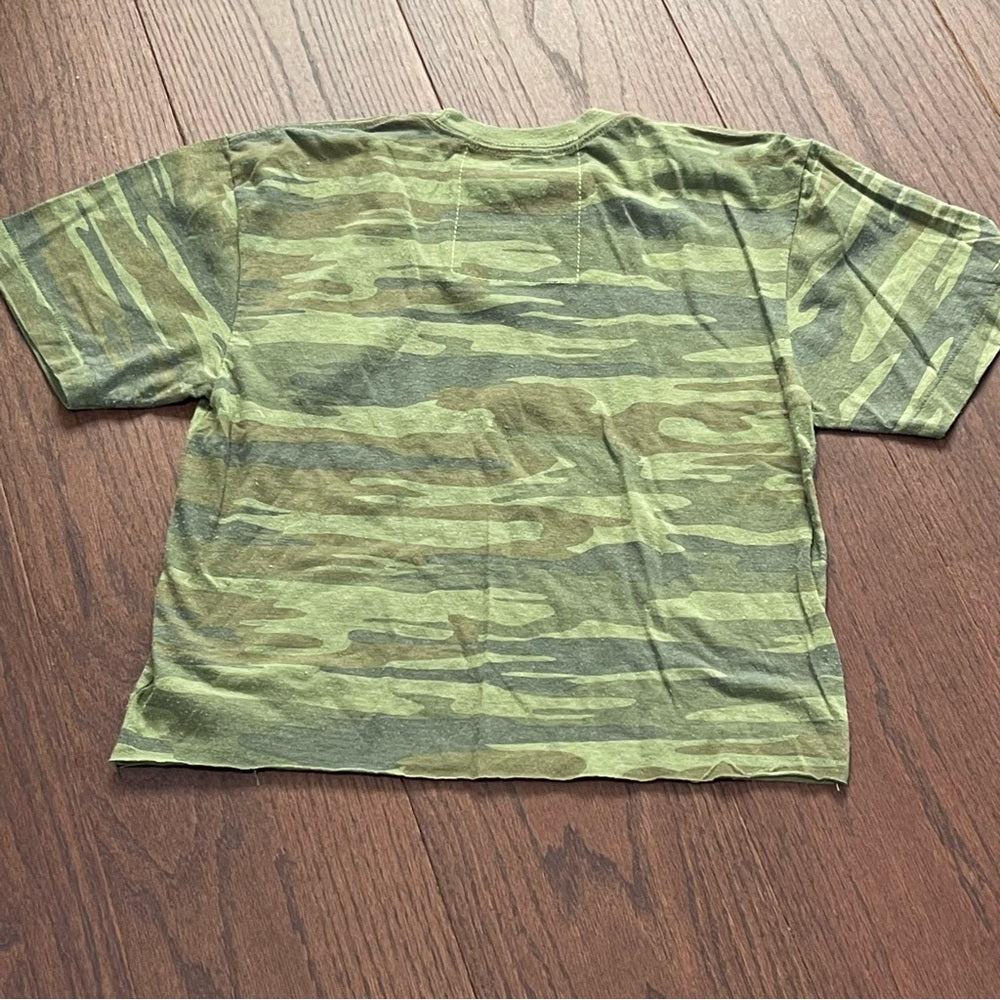 Aviator Nation Logo Green Camo Women’s Short Sleeve T-Shirt Size Small