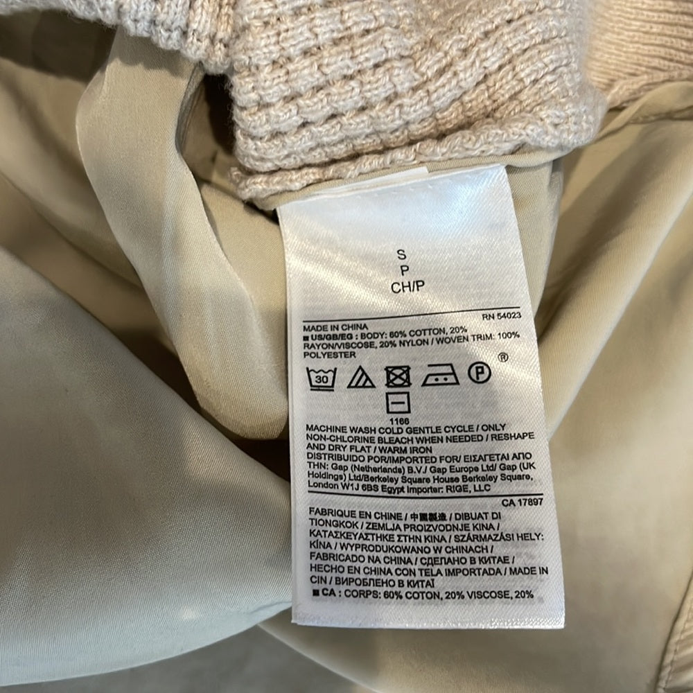 Banana Republic Cream Sweater with Silk Back Size Small