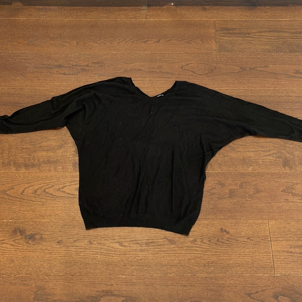 4 Vince Women’s Sweaters All Size Small