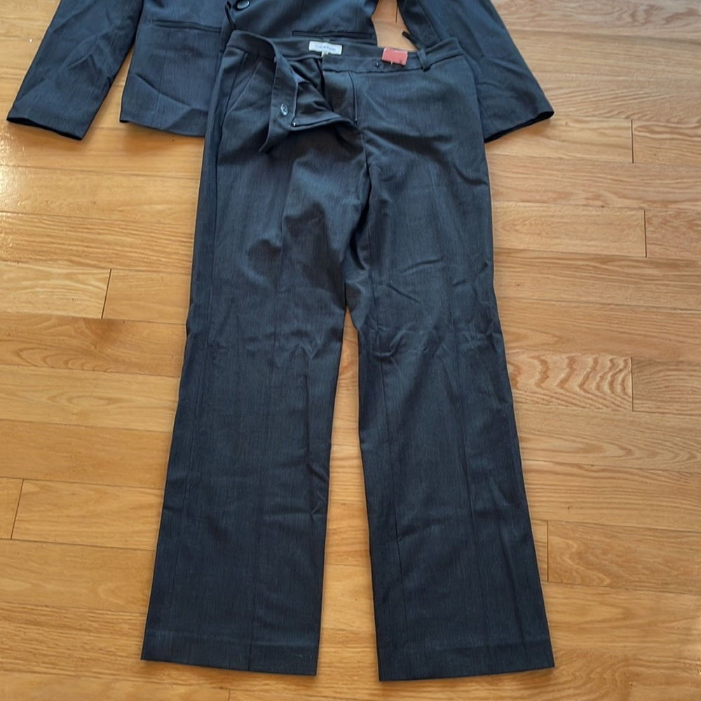 Women’s Calvin Klein Grey Pant Suit Size 8P