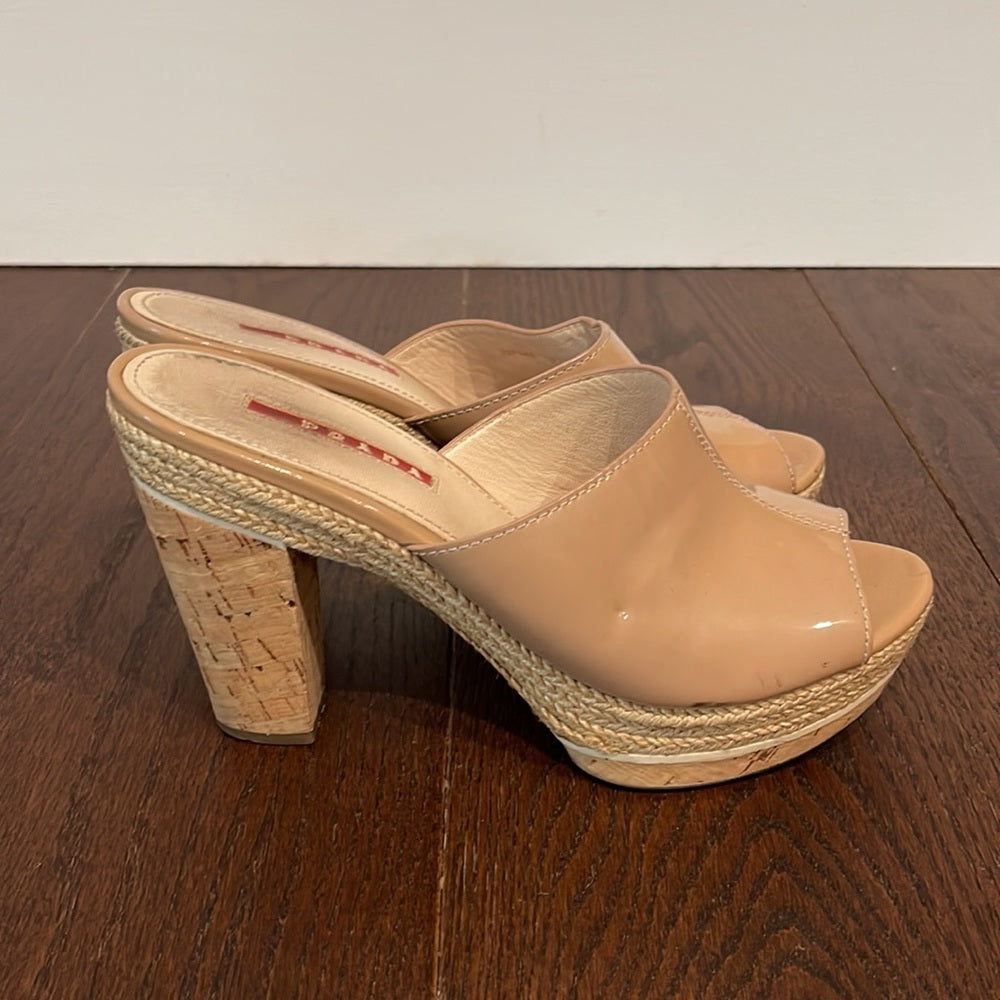 Prada Womenms Tan Patent Leather Cork Sandals Size 37 / 7