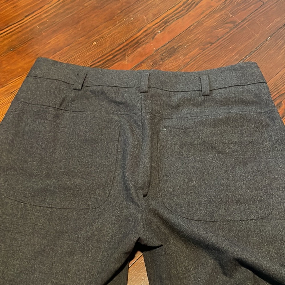 Vince Women’s gray wool pants Size 8