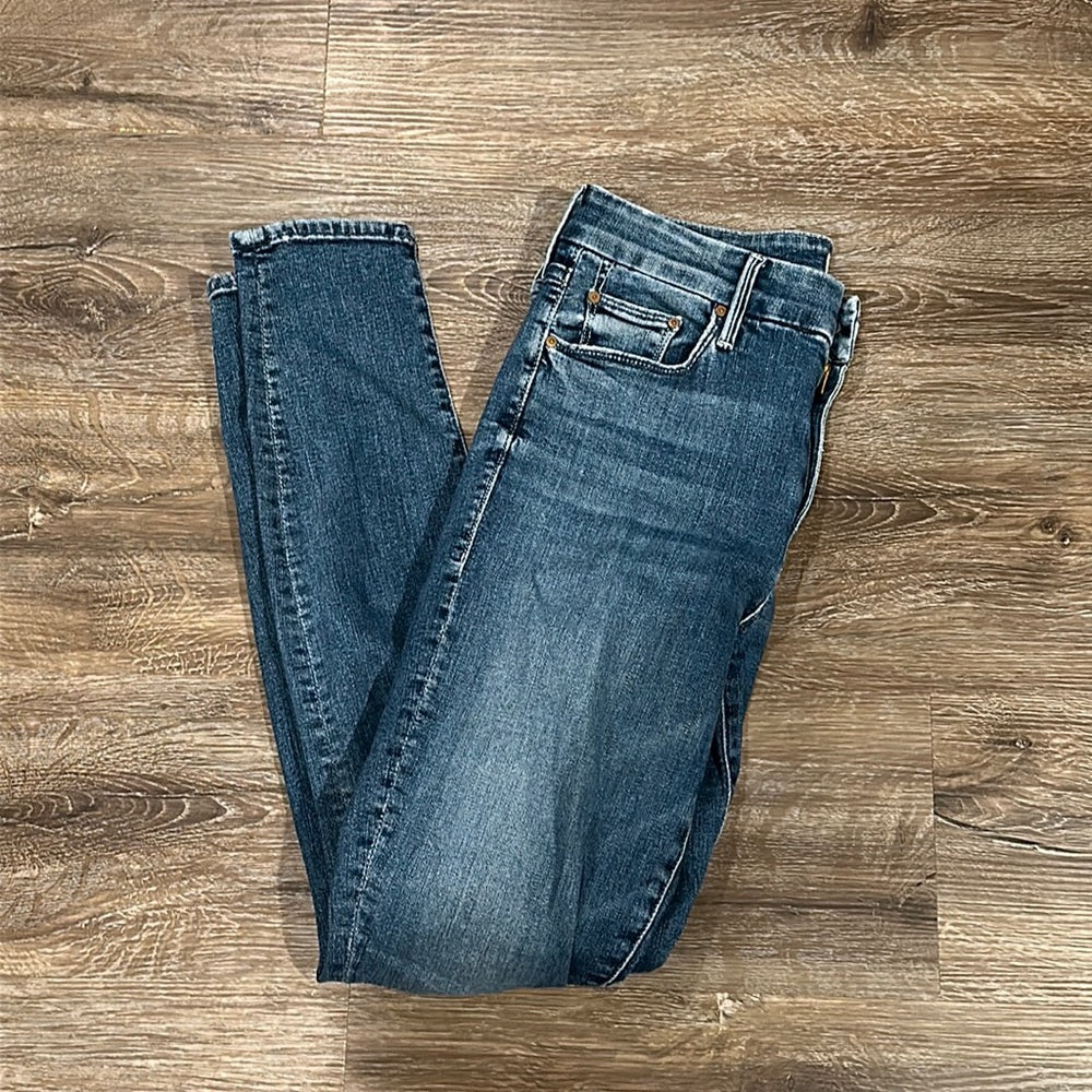 MOTHER Women’s Simple Skinny Jeans - Size 28