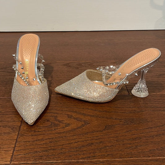 Azalea Wang Women’s Rhinestone Heels Size 8.5