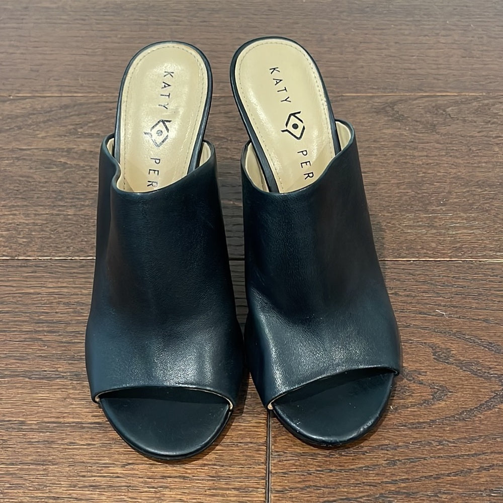Kate Perry Black Peep Toe Sandals Size 9