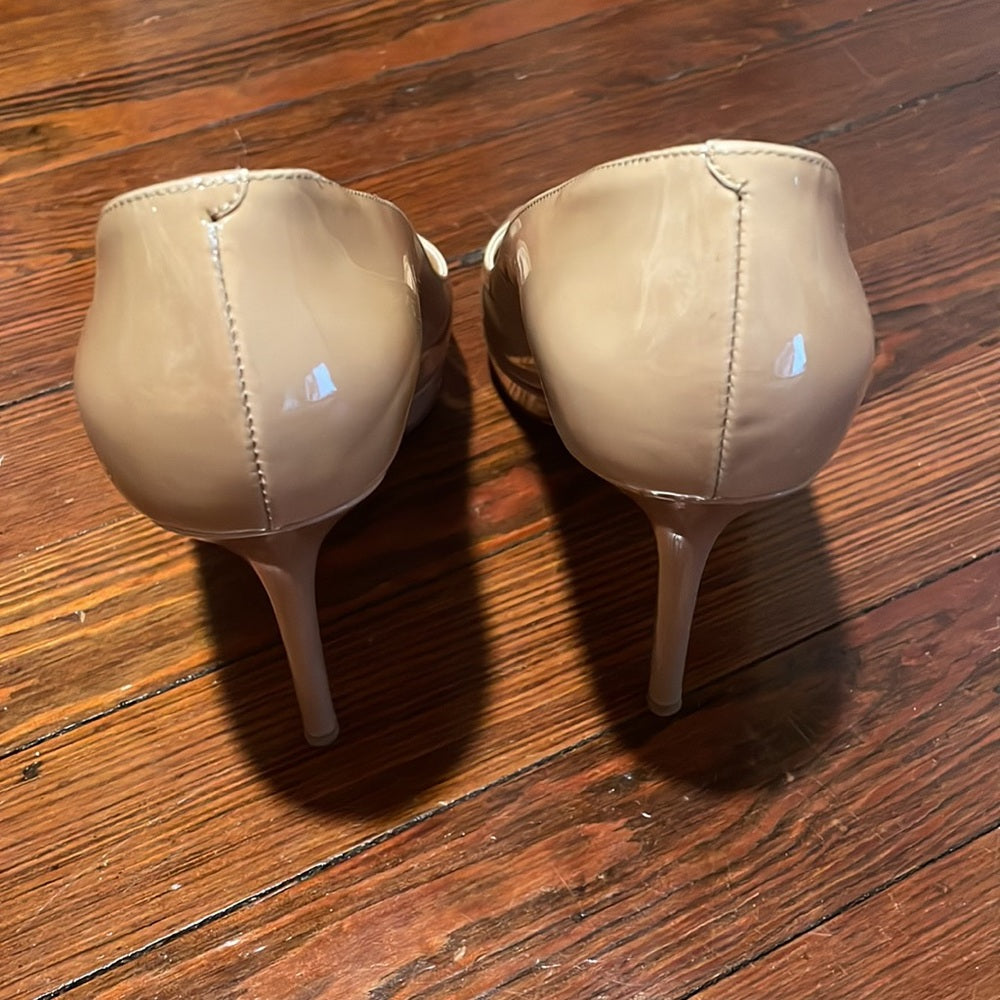 Jimmy Choo Women’s Nude Heels Size 39