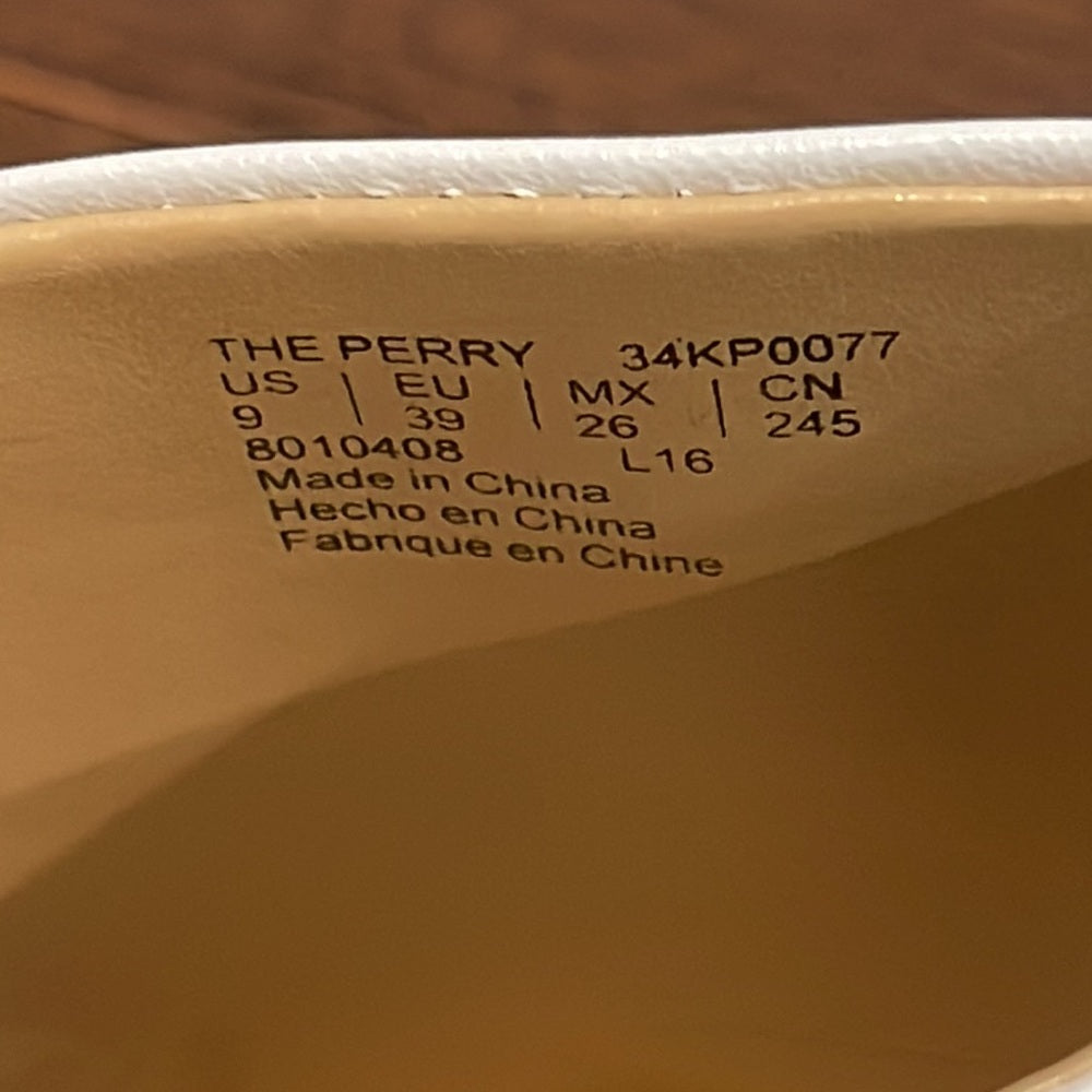 Katy Perry White Peep Toe Sandals Size 9
