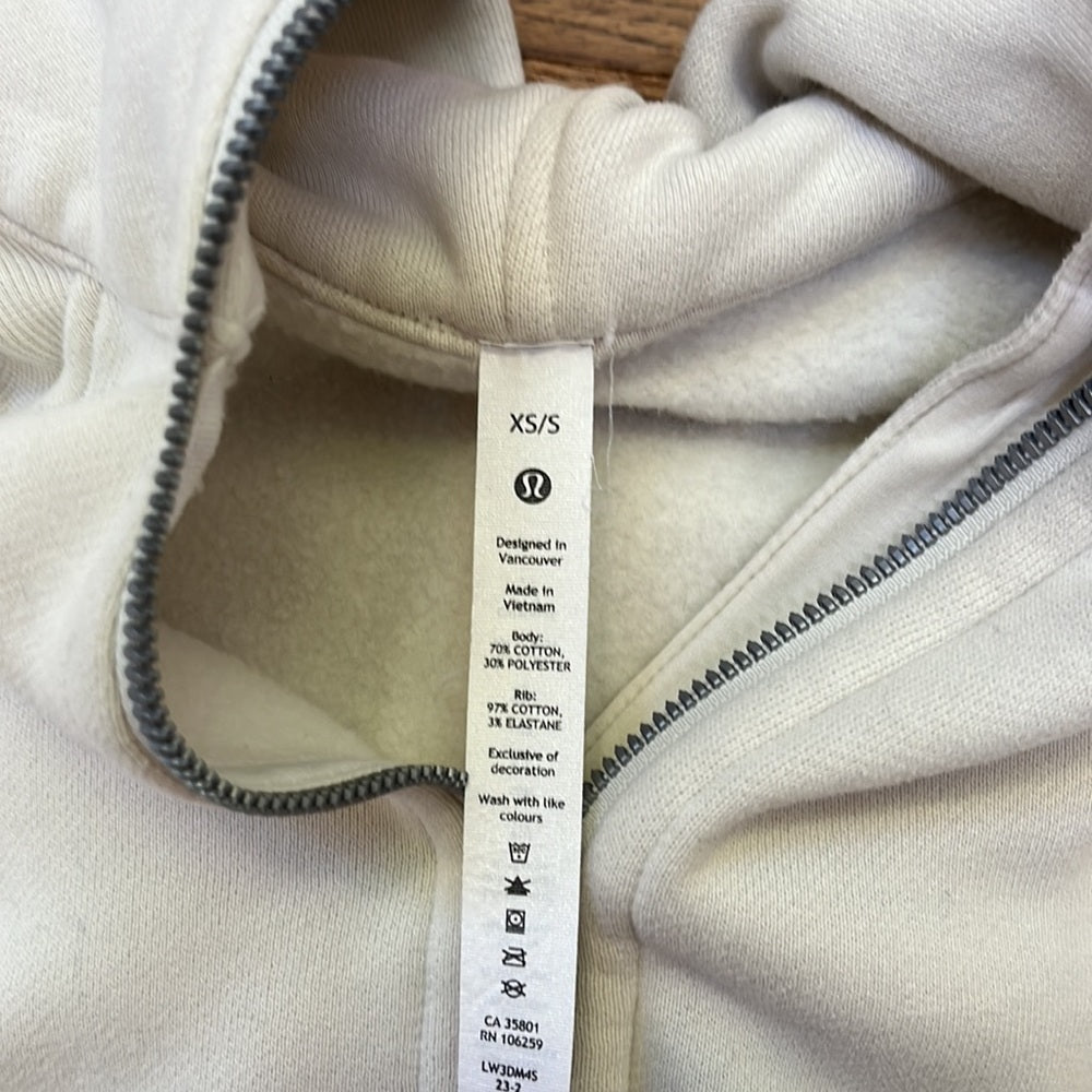 Lululemon Women’s Cream Hooded Cropped Sweatshirt Size XS/S