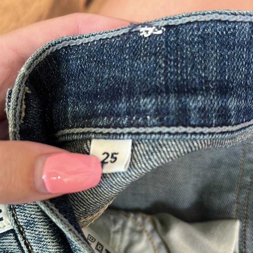 Citizens of Humanity Woman’s Emerson Slim Boyfriend Jeans Size 25