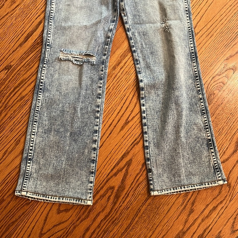 AMO Woman’s Willa High Rise Slim Flare Jeans Size 24