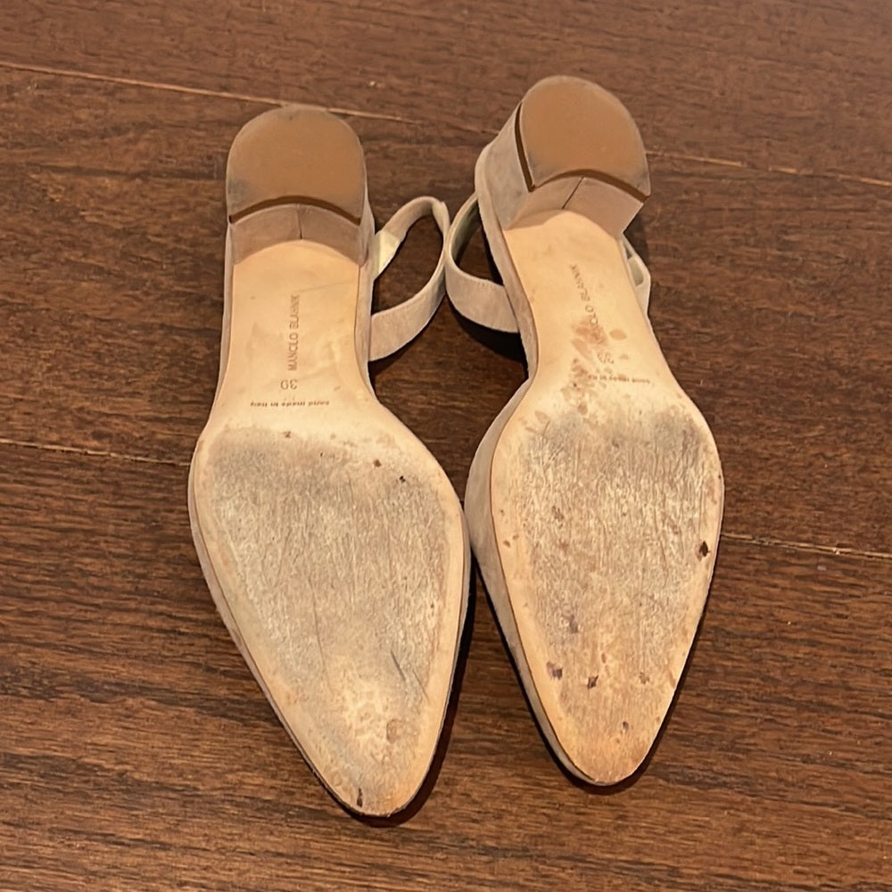 Manolo Blahnik Beige Blush Suede Low Heel Sling Backs Size 39/9