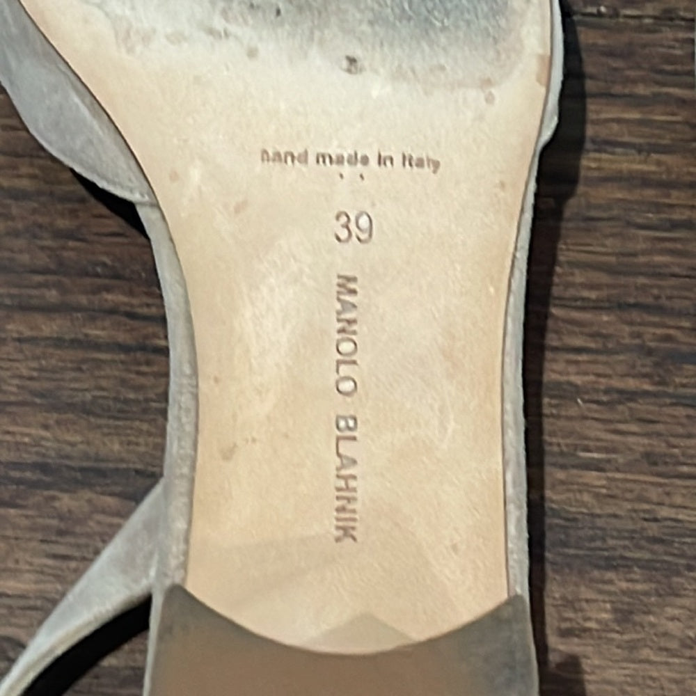 Manolo Blahnik Beige Blush Suede Low Heel Sling Backs Size 39/9