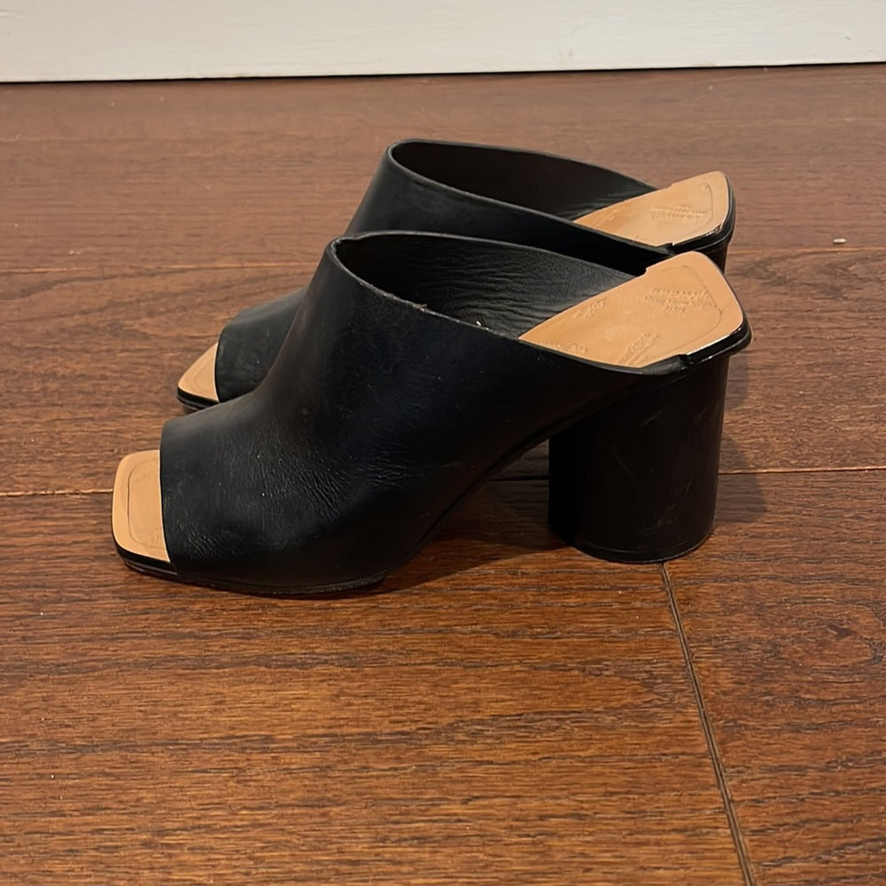 Maison Martin Margiela Black Peep Toe Heels Size 38/8
