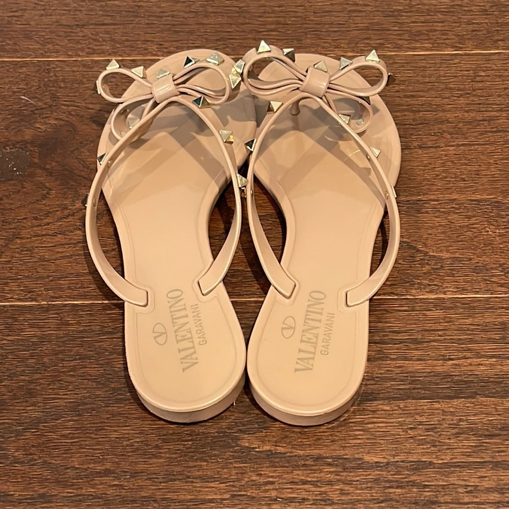 Valentino Garavani Women's Rockstud PVC Thong Sandals Color-Poudre Size 39/9