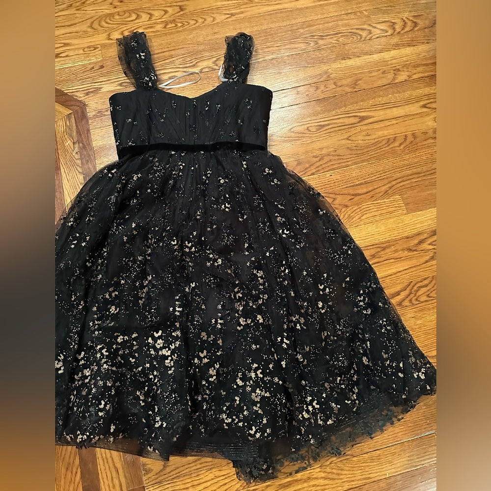 Marchesa Notte Black and Gold Sleeveless Dress Size 16