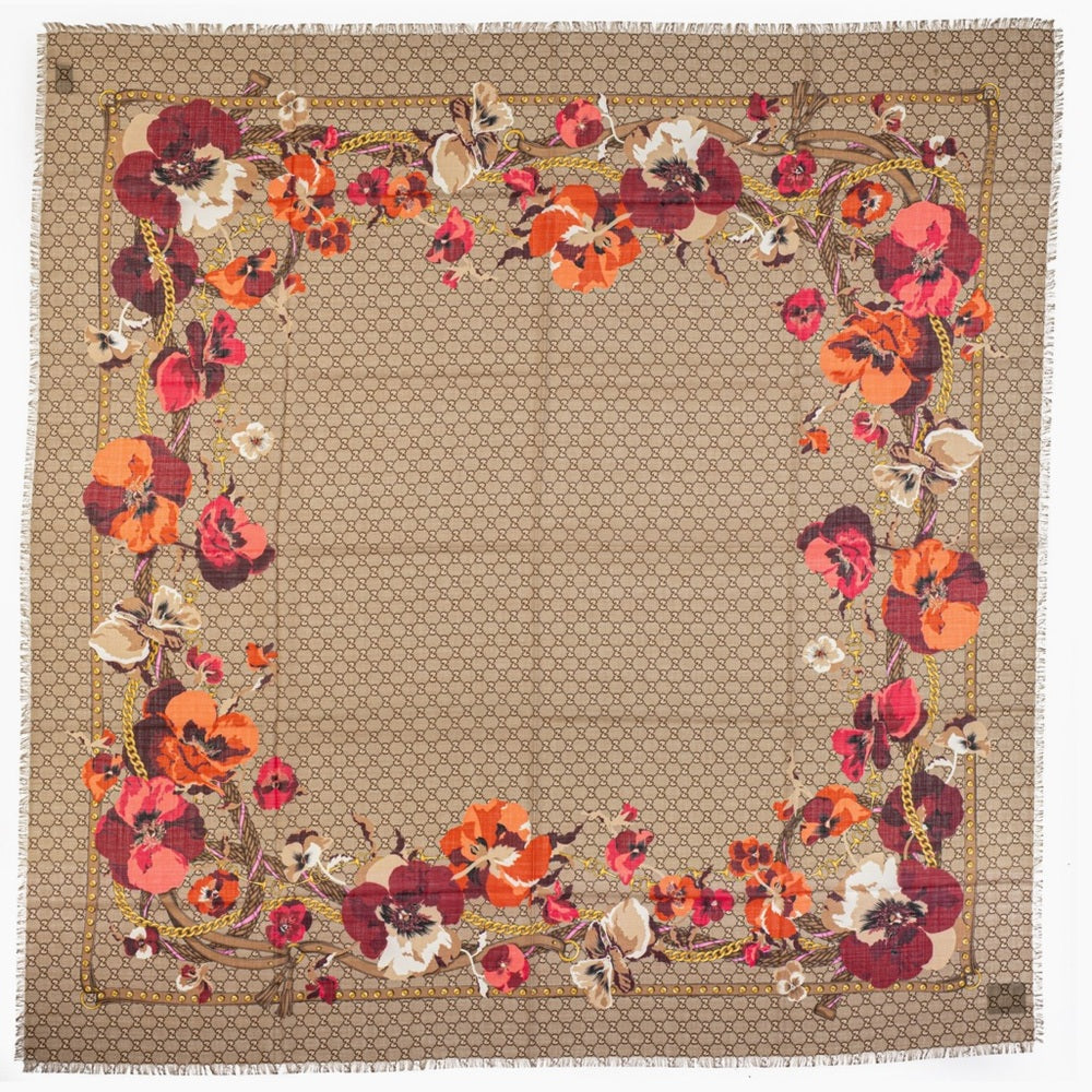 NWT Gucci New Monogram Red Flower Shawl