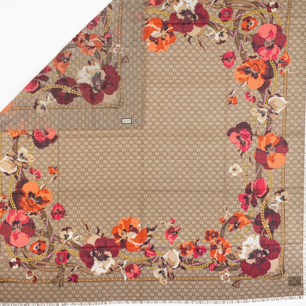NWT Gucci New Monogram Red Flower Shawl