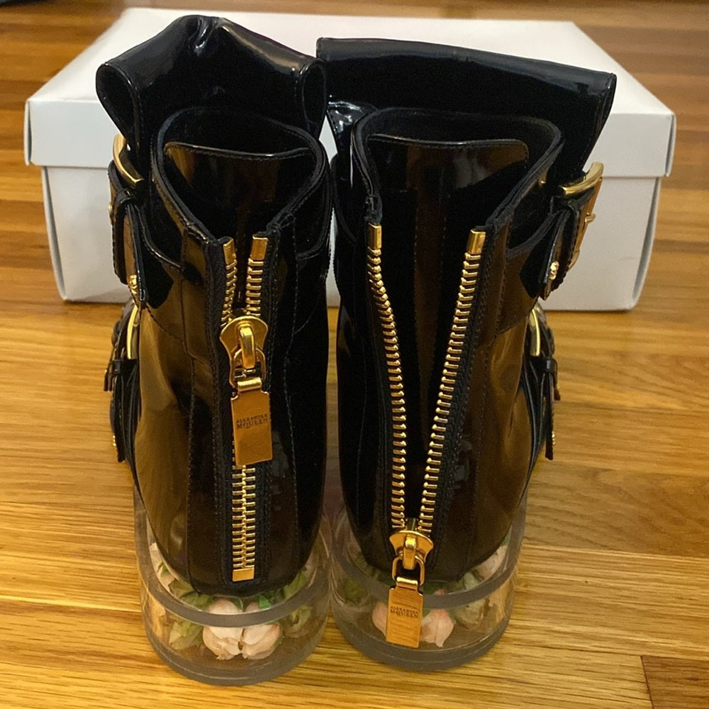 NWOT Alexander McQueen Women’s Black Patent Leather Boots Flower Heels Size 39.5