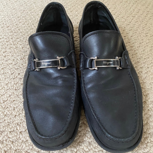 Men’s Ferragamo Leather Loafers Size 9.5
