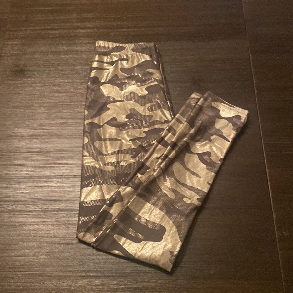 Dori Creations Girl’s Size 12/14 Leggings, Two Black and, One Camouflage