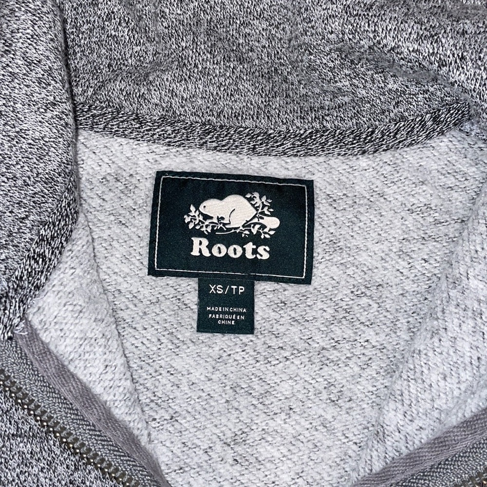 Roots Women’s Gray Half-Zip - XS