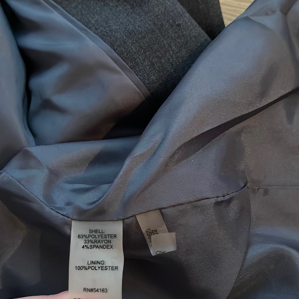Women’s Calvin Klein Grey Pant Suit Size 8P