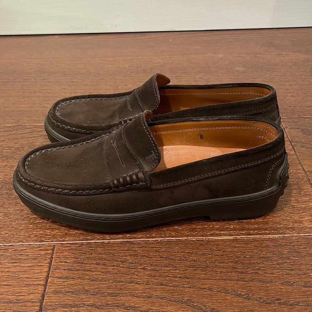 Tod’s Brown Women’s Suede Loafers Size 6