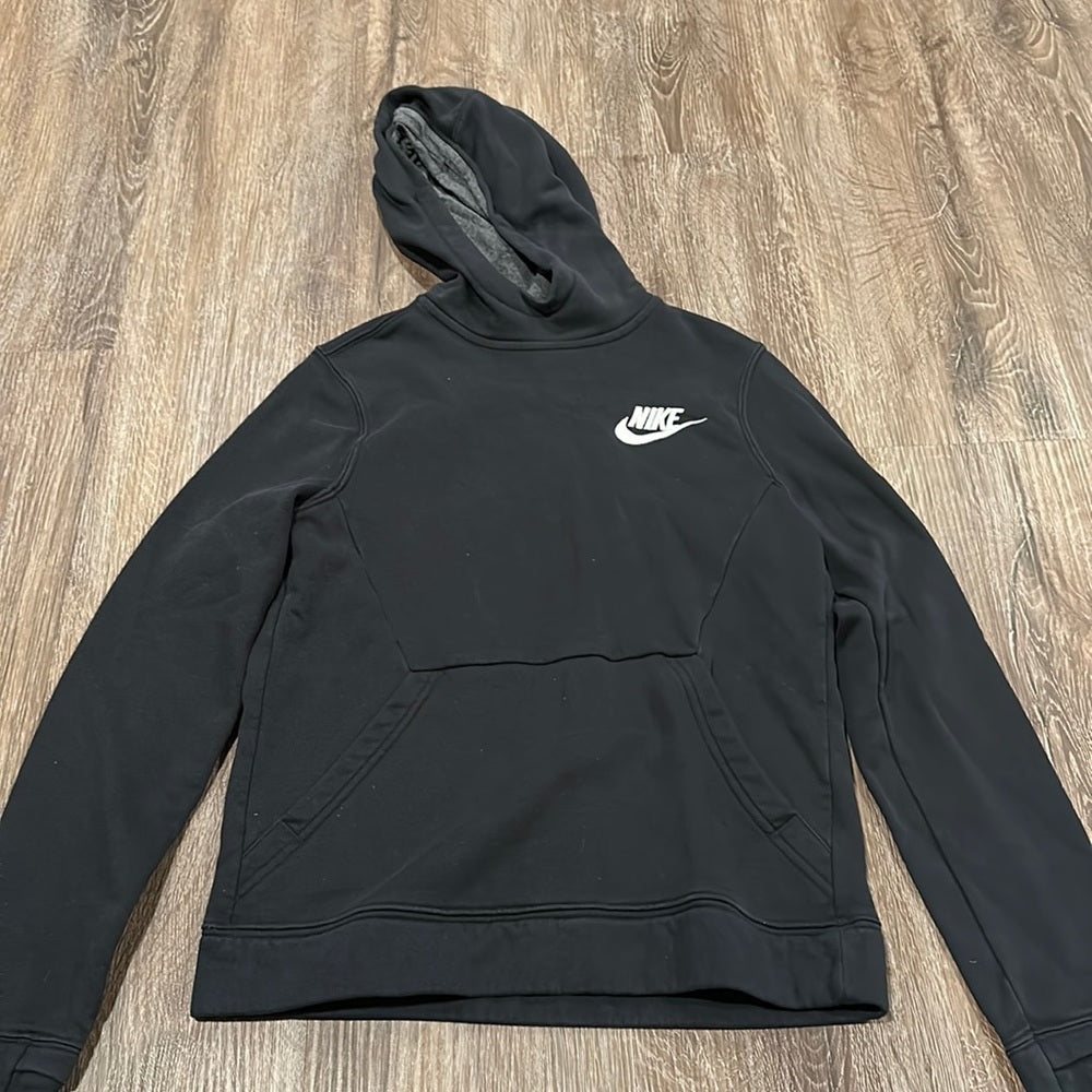 Nike Boy’s Athletic Sweatshirt - Size Medium